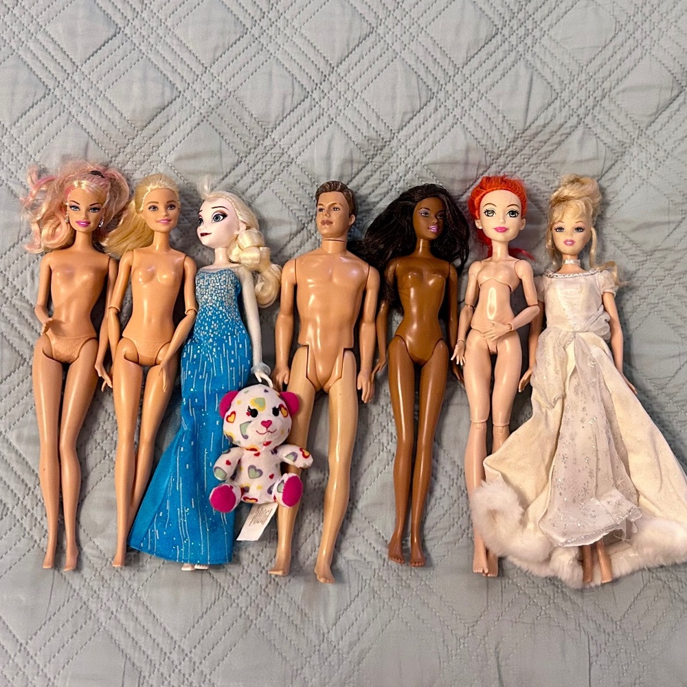 TOY BUNDLE of Eight